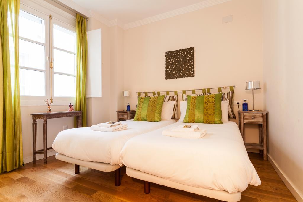 City Rooftop Paradise - Space Maison Apartments Seville Phòng bức ảnh