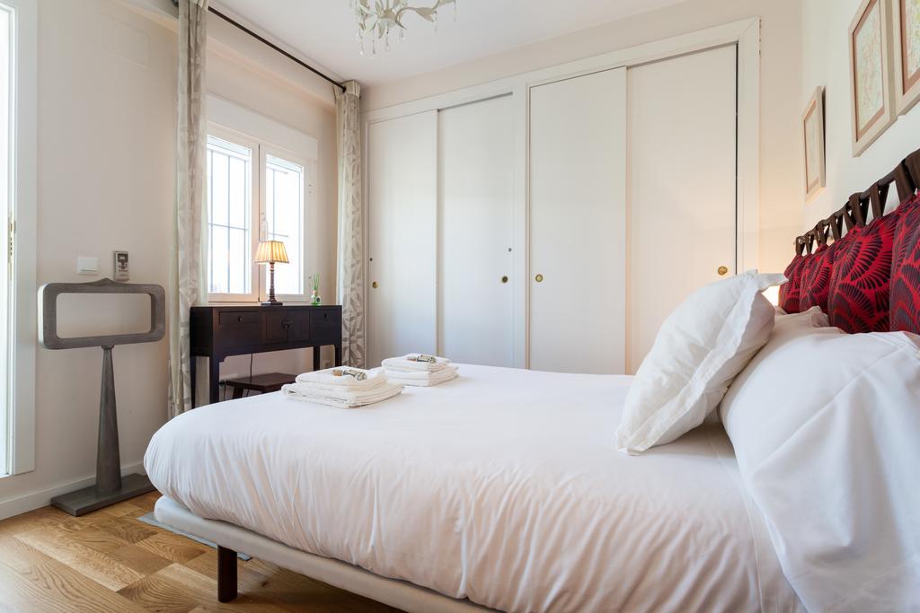 City Rooftop Paradise - Space Maison Apartments Seville Phòng bức ảnh